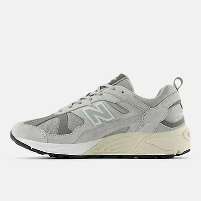 NB 878